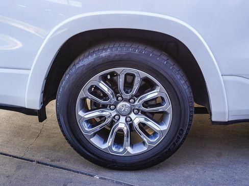 Used 2021 RAM 1500 Laramie w/ Sport Appearance Package image 9