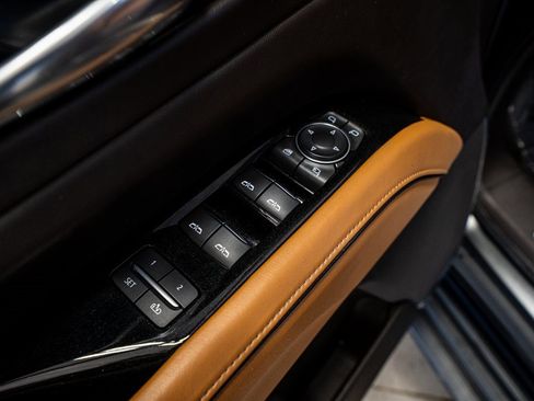 Used 2021 Cadillac Escalade Sport w/ Driver Assist Tech Package image 33