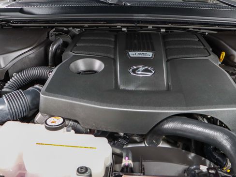 Used 2024 Lexus GX 550 image 32