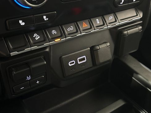 Used 2022 Chevrolet Silverado 1500 RST w/ All Star Edition Plus image 36