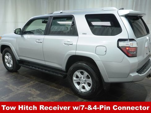 Used 2018 Toyota 4Runner SR5 Premium AWD/4WD image 7