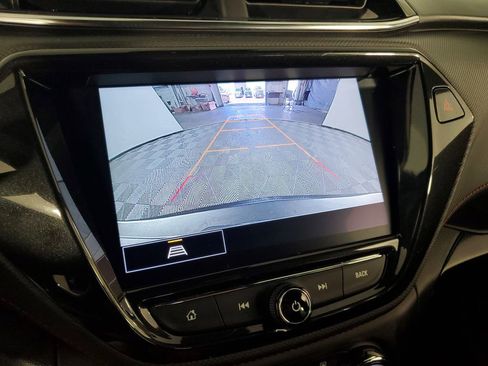 Used 2023 Chevrolet TrailBlazer RS w/ Sun and Liftgate Package FWD image 22