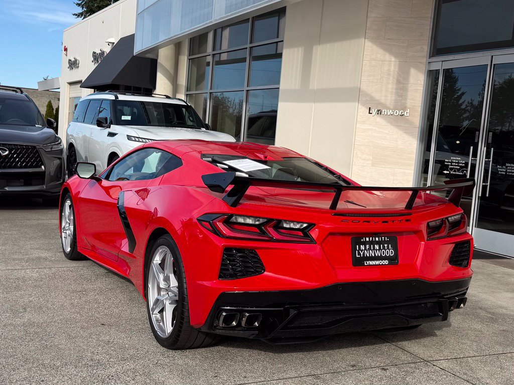 Used 2020 Chevrolet Corvette Stingray Premium Cpe w/ 3LT Preferred Equipment Group RWD image 4