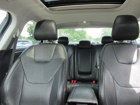 Used 2016 Ford Fusion Titanium FWD image 11