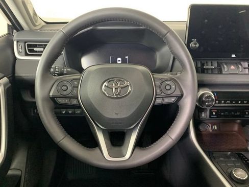 Used 2025 Toyota RAV4 Limited w/ Weather Package AWD/4WD image 27