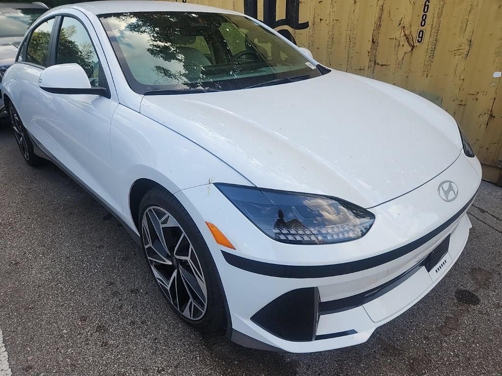 Certified 2025 Hyundai Ioniq 6 SEL AWD/4WD image 3