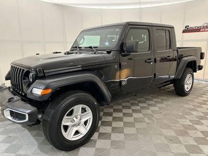 Used 2023 Jeep Gladiator Sport