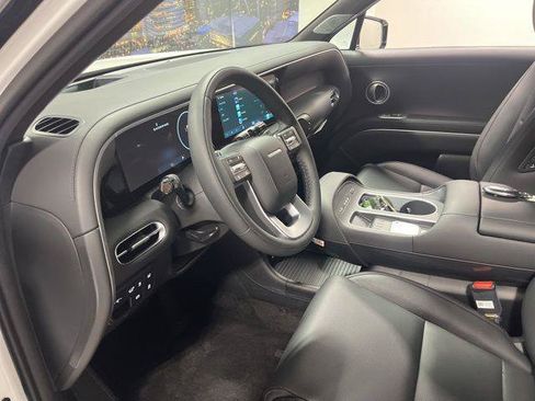 New 2026 Hyundai Palisade Calligraphy FWD image 9