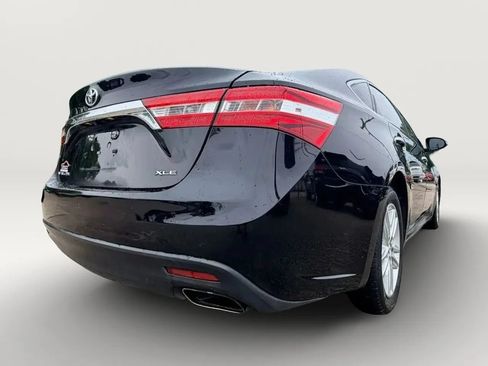 Used 2014 Toyota Avalon XLE FWD image 11