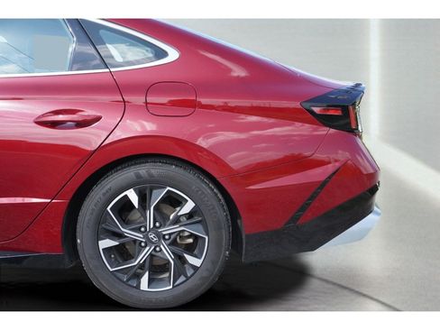 Used 2025 Hyundai Sonata SEL FWD image 36