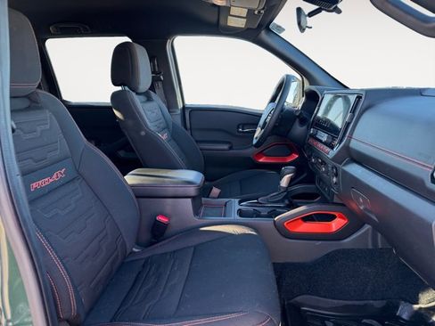 Used 2025 Nissan Frontier PRO-4X w/ Tow Package image 15