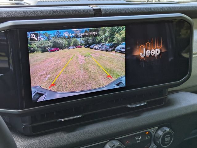 New 2026 Jeep Gladiator Sport AWD/4WD image 21
