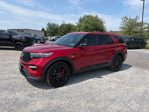 Used 2022 Ford Explorer ST w/ Equipment Group 401A AWD/4WD image 2