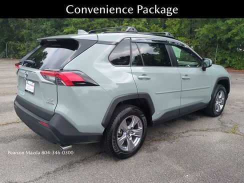 Used 2022 Toyota RAV4 XLE w/ Convenience Package AWD/4WD image 4