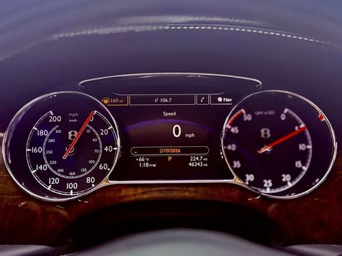 Used 2014 Bentley Mulsanne image 13