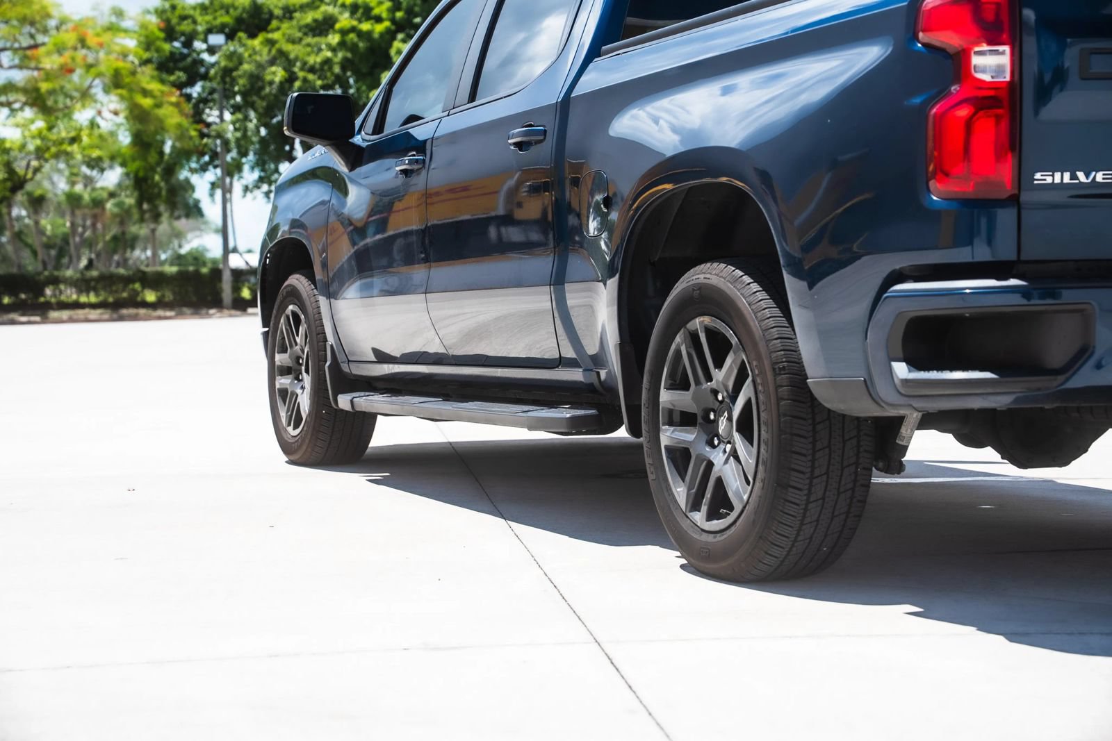 Used 2023 Chevrolet Silverado 1500 RST RWD image 10