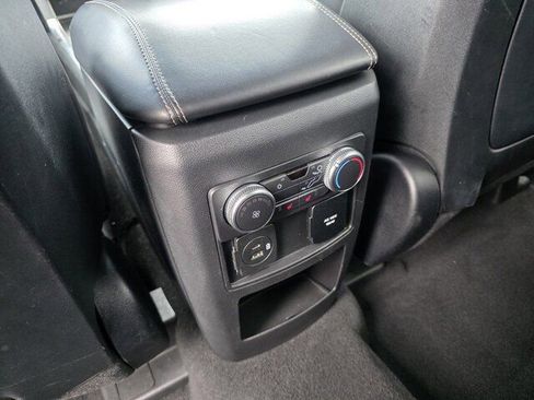 Used 2020 Ford Explorer Limited image 15