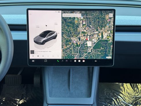 Used 2025 Tesla Model 3 Long Range image 21