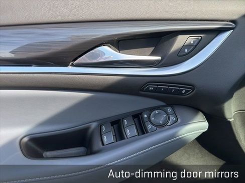Used 2020 Buick Enclave Premium AWD/4WD image 31