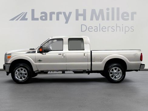 Used 2013 Ford F250 Lariat w/ FX4 Off Road Pkg AWD/4WD image 3