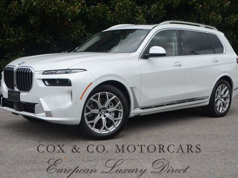 Used 2025 BMW X7 xDrive40i AWD/4WD image 1