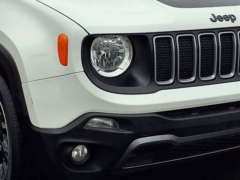 Used 2023 Jeep Renegade Latitude AWD/4WD image 24