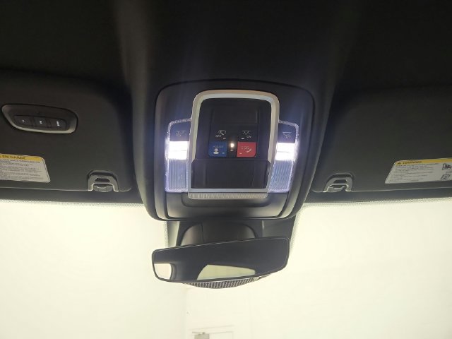 Used 2024 RAM 1500 Laramie AWD/4WD image 34