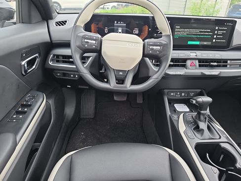 New 2026 Kia K4 GT-Line FWD image 13