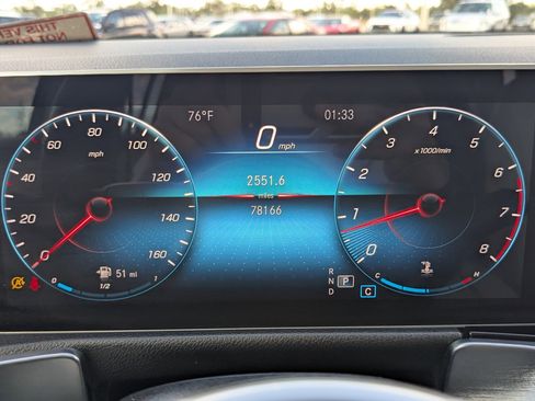 Used 2020 Mercedes-Benz GLB 250 4MATIC image 30