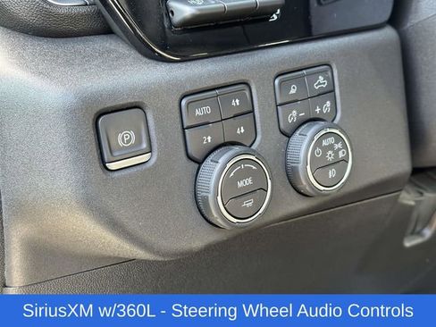 Used 2024 Chevrolet Silverado 2500 High Country w/ High Country Premium Package image 15