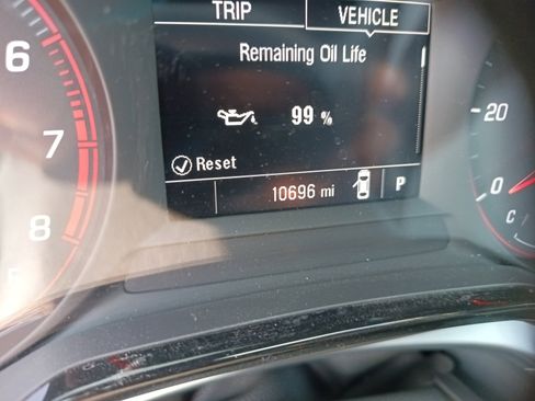 Used 2024 Chevrolet Trax RS w/ Driver Confidence Package image 2