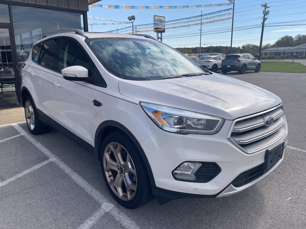 Used 2019 Ford Escape Titanium AWD/4WD image 4