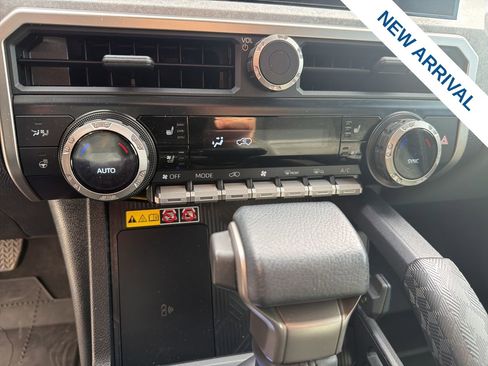 Used 2025 Toyota 4Runner Trailhunter image 7