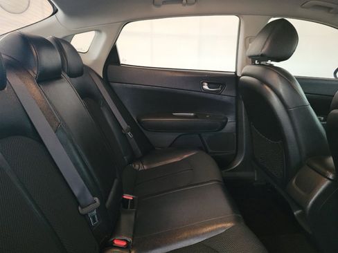 Used 2020 Kia Optima S FWD image 19