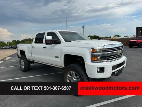 Used 2016 Chevrolet Silverado 2500 High Country w/ Duramax Plus Package AWD/4WD image 2