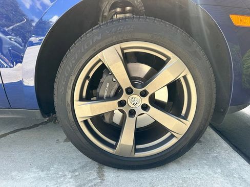Certified 2026 Porsche Macan w/ Premium Package Plus AWD/4WD image 15