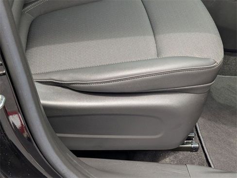 Used 2023 Buick Encore GX Select w/ Sport Touring Package image 36