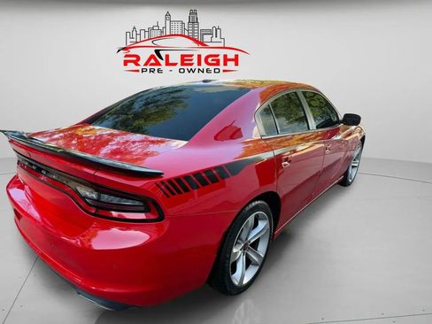 Used 2020 Dodge Charger SXT w/ Leather Interior Group image 4