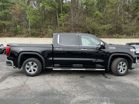 Used 2020 GMC Sierra 1500 SLT w/ SLT Convenience Package image 2