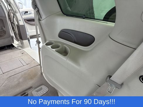 Used 2017 Chrysler Pacifica Touring-L image 46