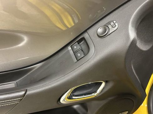 Used 2010 Chevrolet Camaro SS w/ LPO, Ground Effects Package RWD image 13