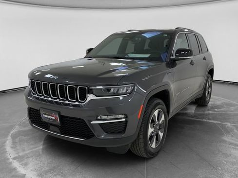 Used 2024 Jeep Grand Cherokee Limited 4xe AWD/4WD image 7