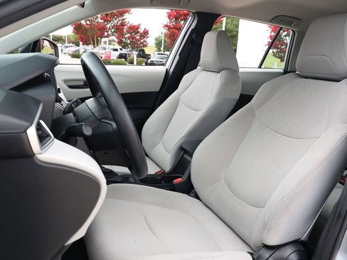 Used 2024 Toyota Corolla Cross L AWD/4WD image 26