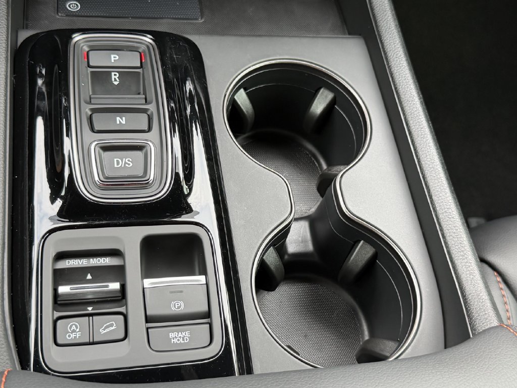 Certified 2025 Honda Pilot TrailSport image 23