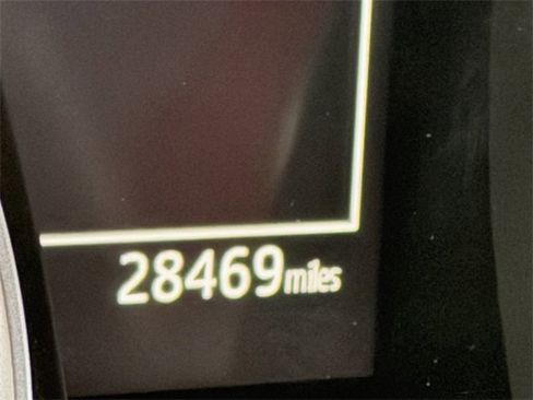 Used 2024 Toyota Camry LE w/ Convenience Package image 9