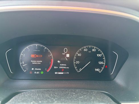 Used 2023 Honda Pilot Sport image 14