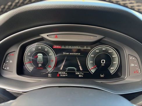 Used 2022 Audi Q8 Premium Plus AWD/4WD image 21