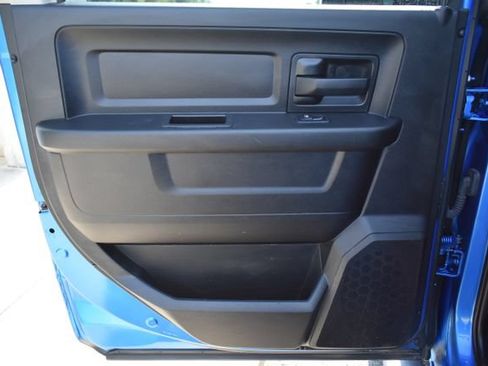 Used 2021 RAM 1500 Express w/ Wheel & Sound Group AWD/4WD image 33