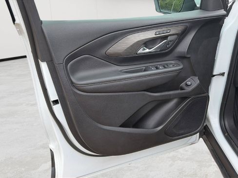 Certified 2023 GMC Terrain SLT AWD/4WD image 13