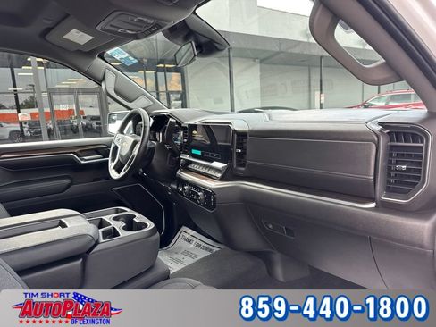 Used 2024 Chevrolet Silverado 1500 LT AWD/4WD image 43